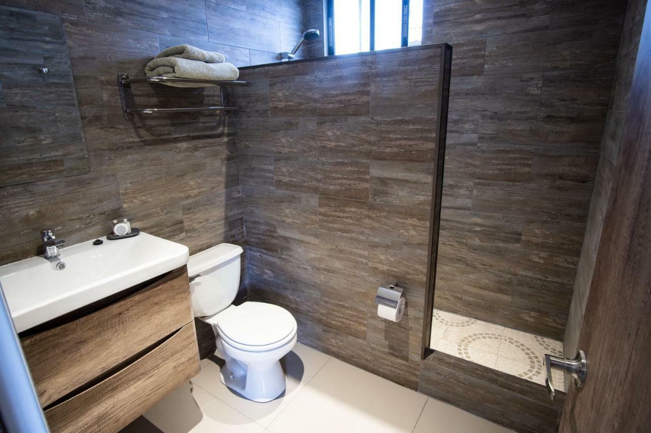 Inaki Uhi Hotel Hanga Roa Luaran gambar